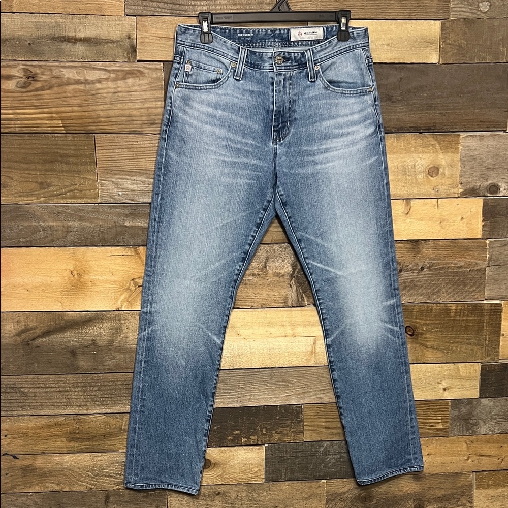 Mens Classic Denim Straight-Leg Jeans